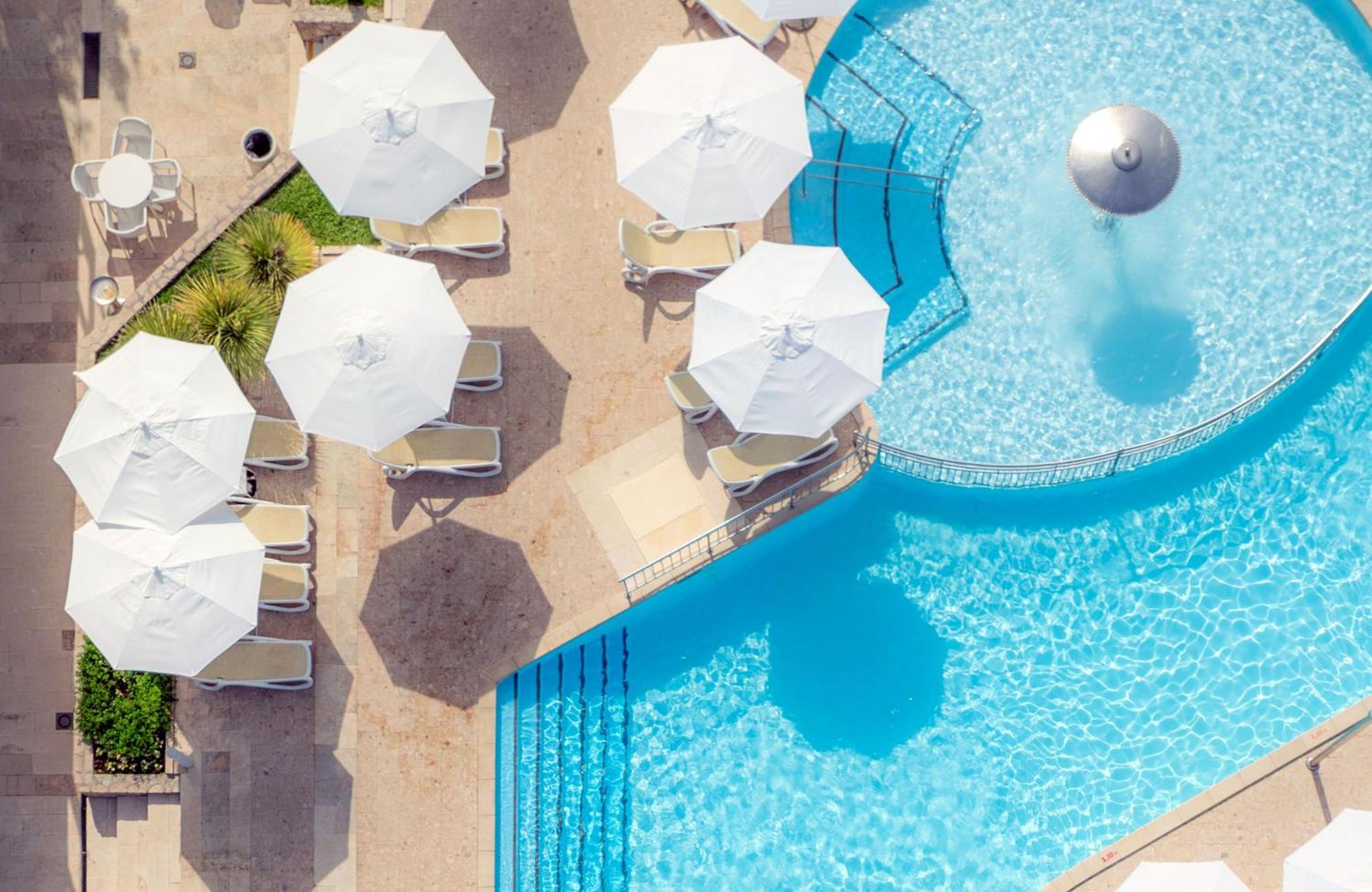Bluesun Hotel Neptun Tučepi Buitenkant foto