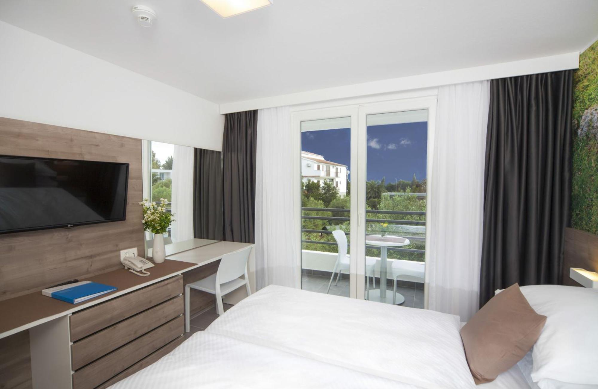 Bluesun Hotel Neptun Tučepi Kamer foto